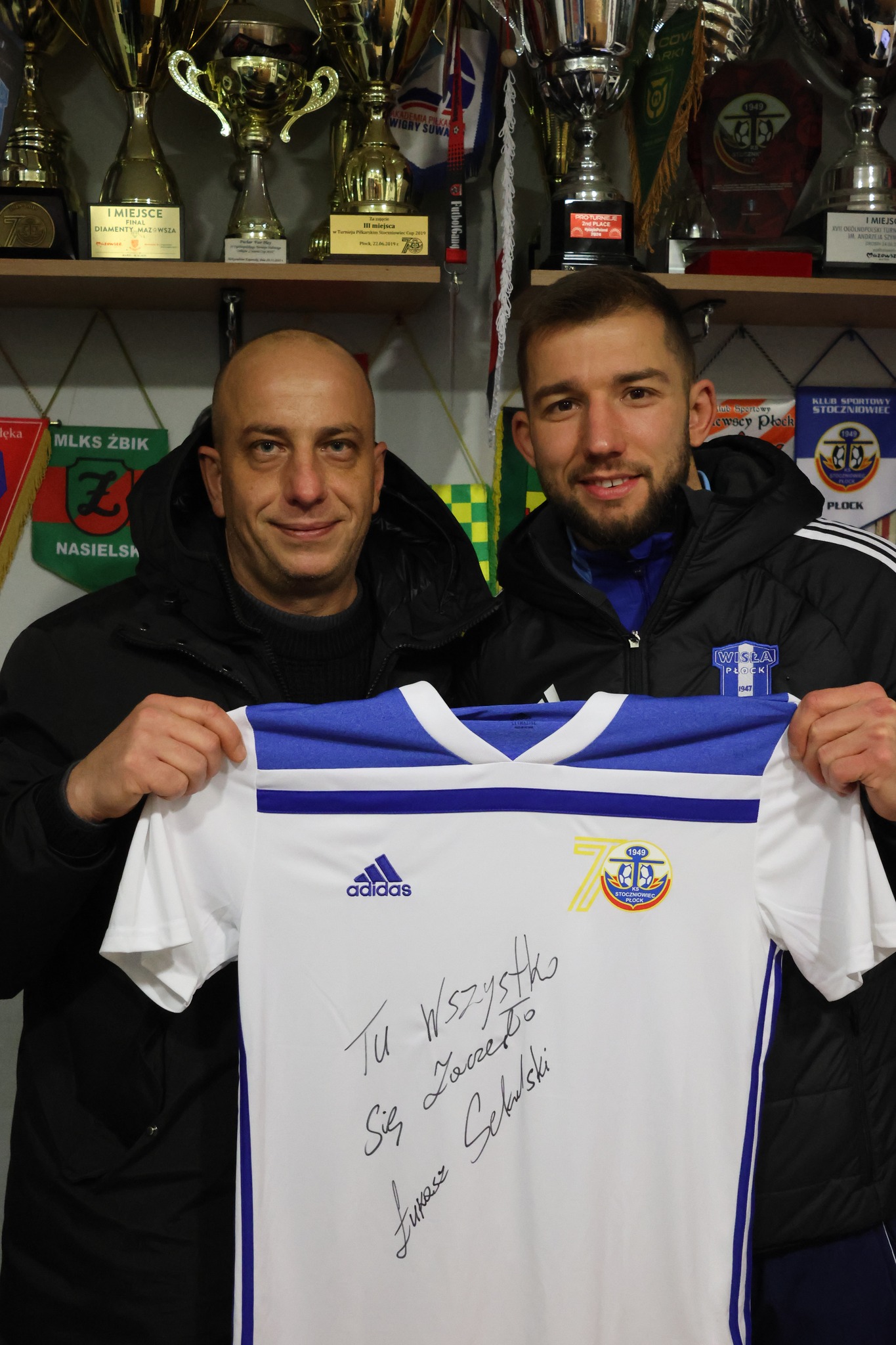 W dniu dzisiejszym, na Kolejowej 3 gorąca atmosfera! W dniu dzisiejszym, na Kolejowej 3 gorąca atmosfera!